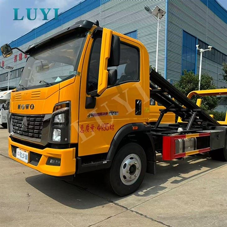 HOWO 7T Rollback Flatbed Road Wrecker Truck price